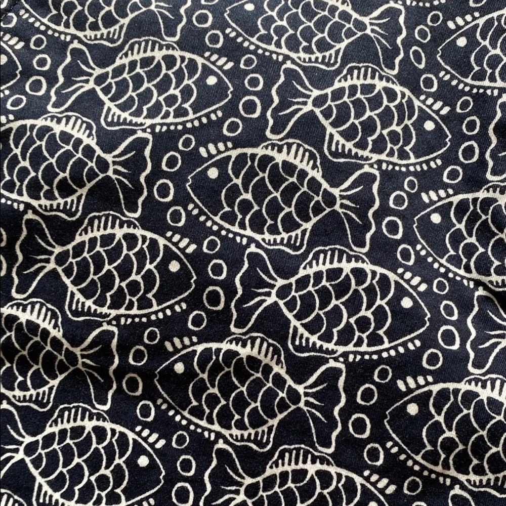 Crown & Ivy Women's Shorts - Picture 2 of 5